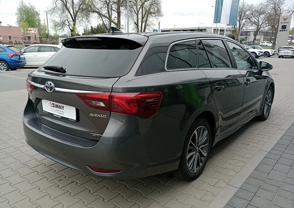 Toyota Avensis cena 46900 przebieg: 190020, rok produkcji 2015 z Pilzno małe 436